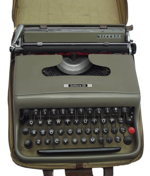 Pisaća mašina tip Lettera 22